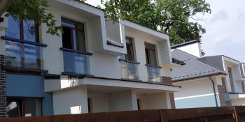 Француз Ірпінь Огородження балкону стилю «Француз»
Вдале поєднання скла та металу.